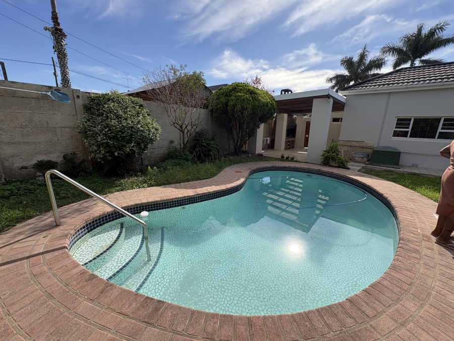 3 Bedroom Property for Sale in Cambridge Eastern Cape